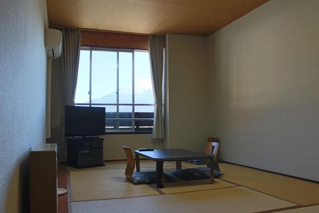 פוג'יקאוואגוצ'יקו Shoji Mount Hotel מראה חיצוני תמונה